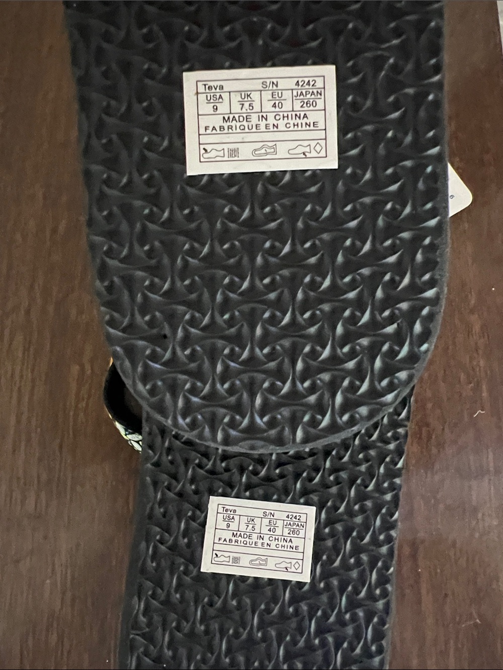Teva New With Tags Black Platform Sandals with Yellow Floral Straps Size 9 - Picture 9 of 10